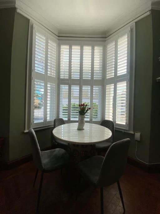 2 Double Bedroom Charming Chelsea Apartment London Ngoại thất bức ảnh
